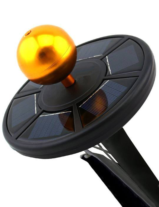 LED Solar Flag Pole Light